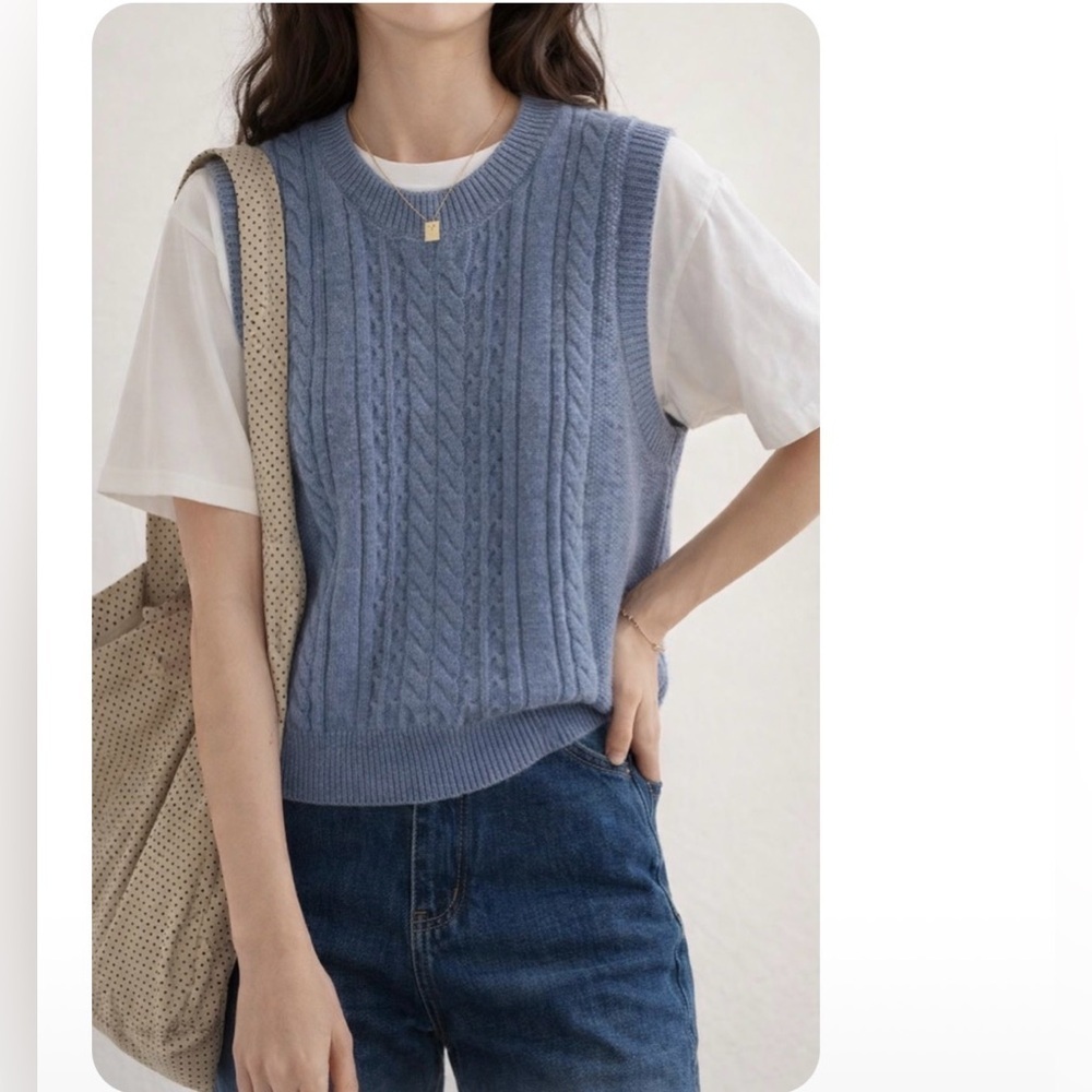 New Cyrus Vest Cable Knit Sleeveless Sweater